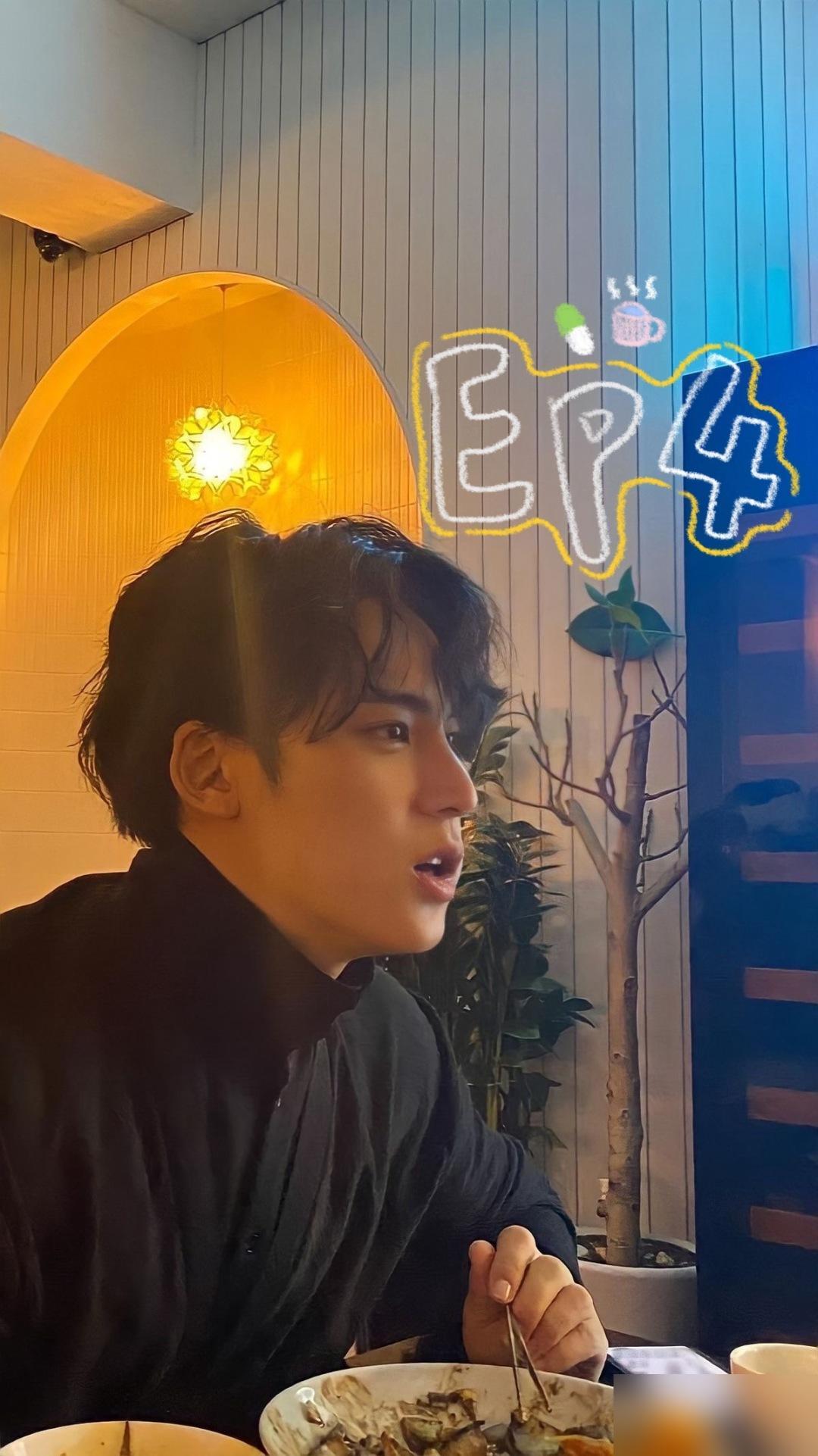 带娃🍼

Ep.4《吖咪燙燙的》

久等了～(前几天感冒了ㅠㅠ)

玩水篇请再