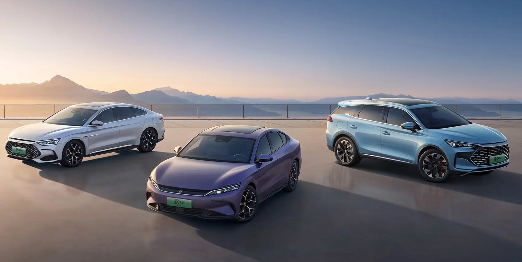 比亚迪2026年海外销量目标为130万辆比亚迪品牌及公关部门总经理李云飞在上海的