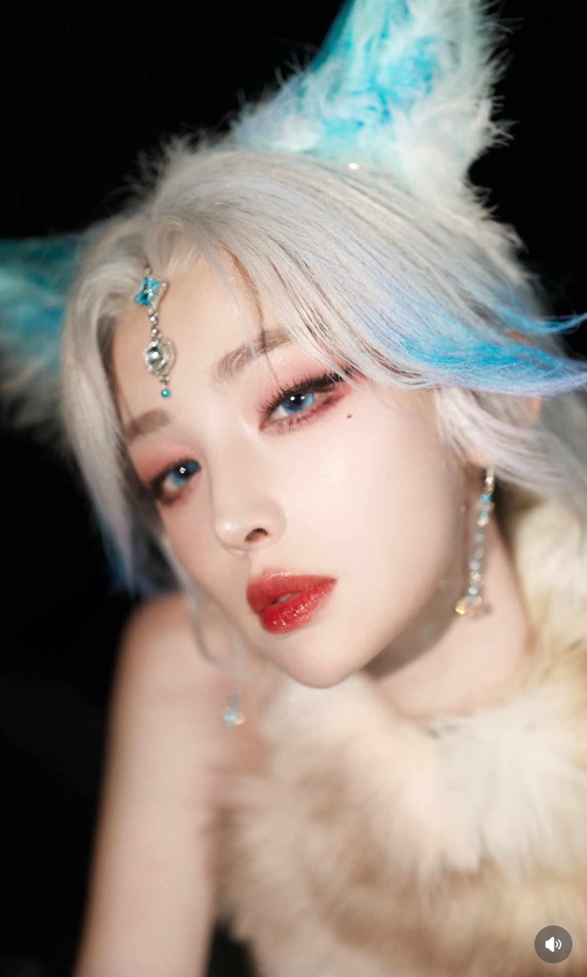 娜扎cos幻音九尾我的妈呀！娜扎完全顶级魅魔来的