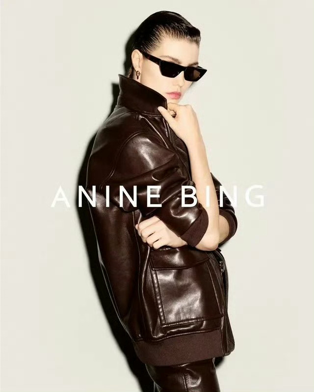 Anine Bing Fall 2025 Campaign摄影：Ezra Pet