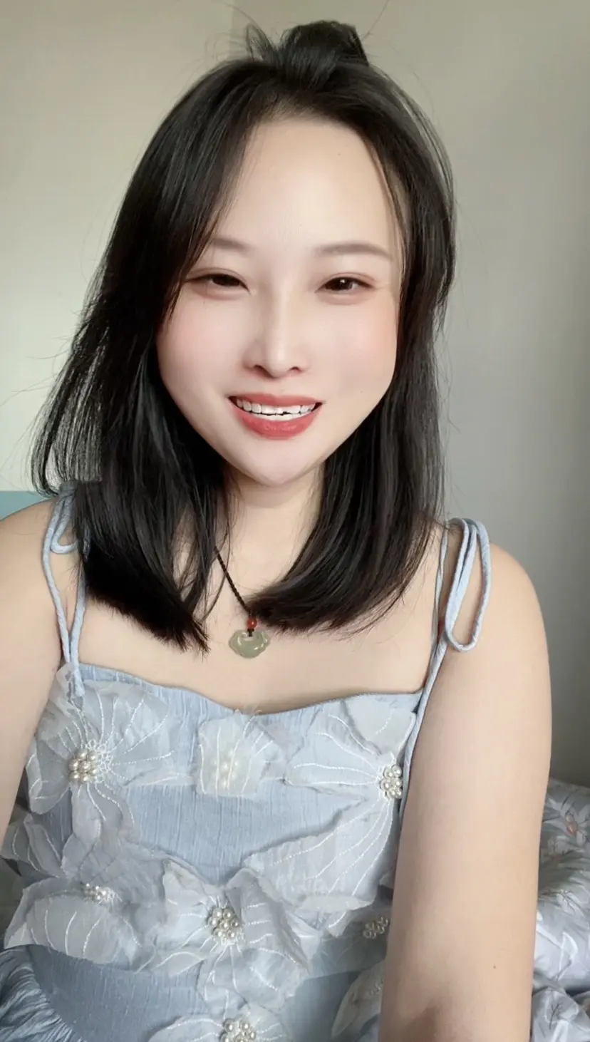 慢慢的明白了 再瘦 再漂亮  再真诚  都不如遇到一个有良心的人.