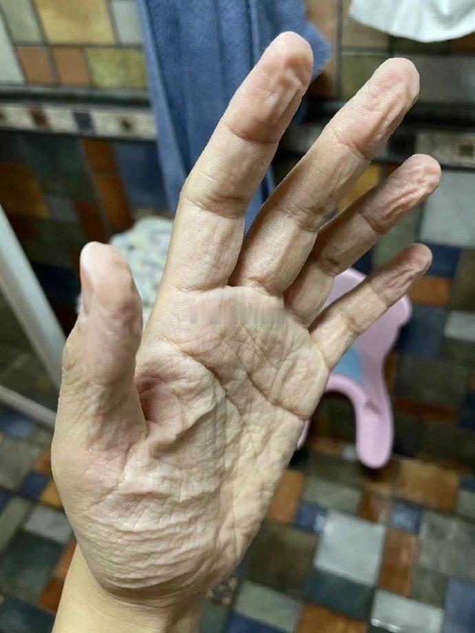 被室友的姨妈优越感嫌弃了… 
