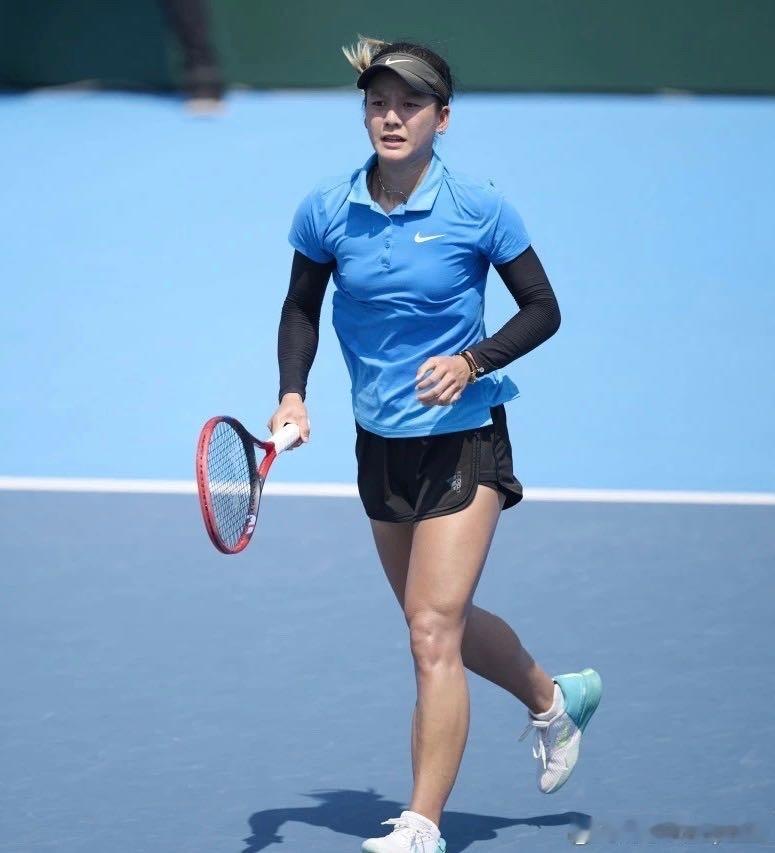 【ITF女子】🇨🇳千岛湖W35女单1/4决赛🇨🇳郑妩双2-6/1-6 ?