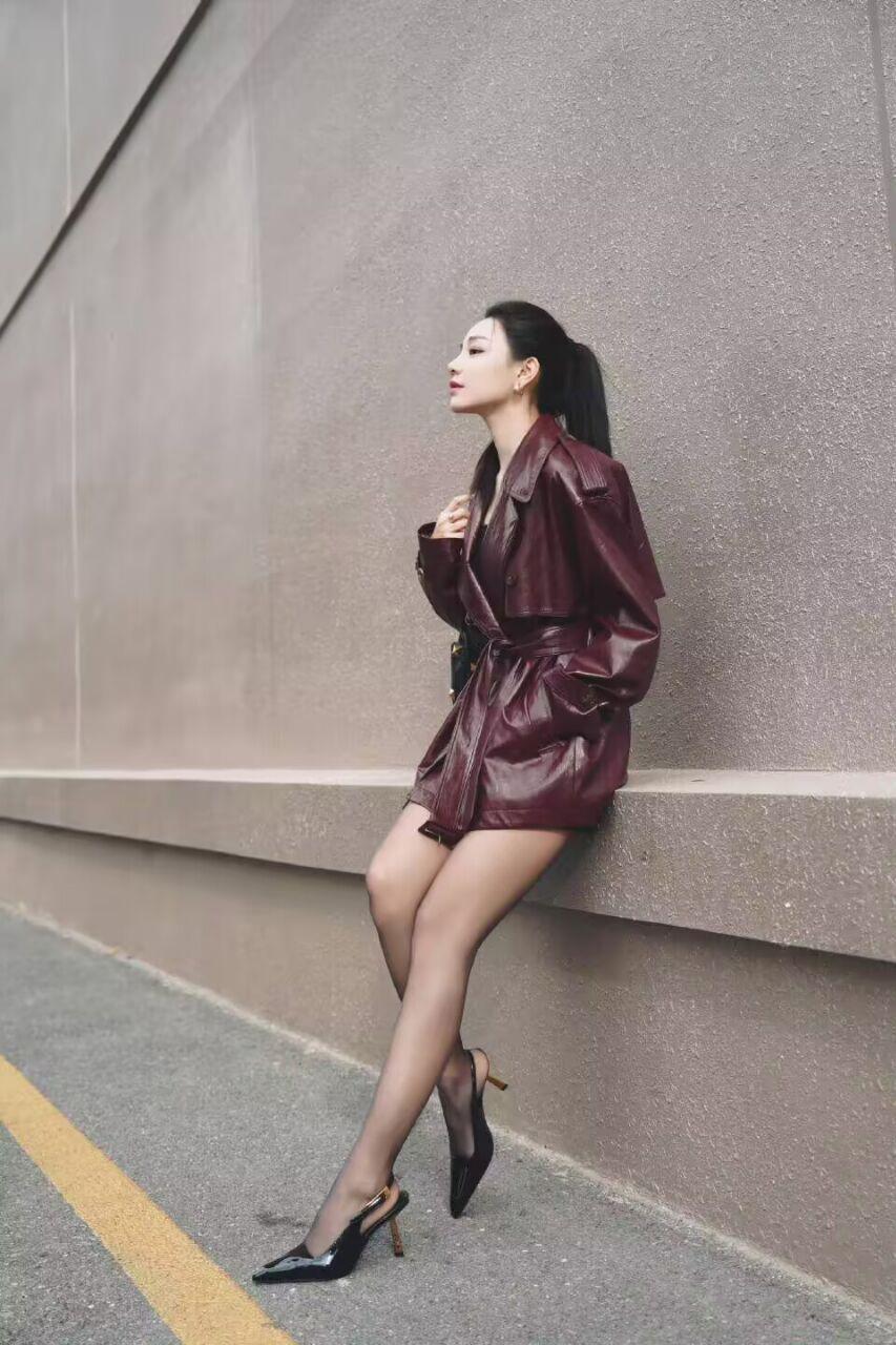 心心念呢黑丝皮衣穿搭包臀黑丝 黑丝小皮鞋穿搭 靴子黑丝 黑丝装 黑丝动感显 御姐