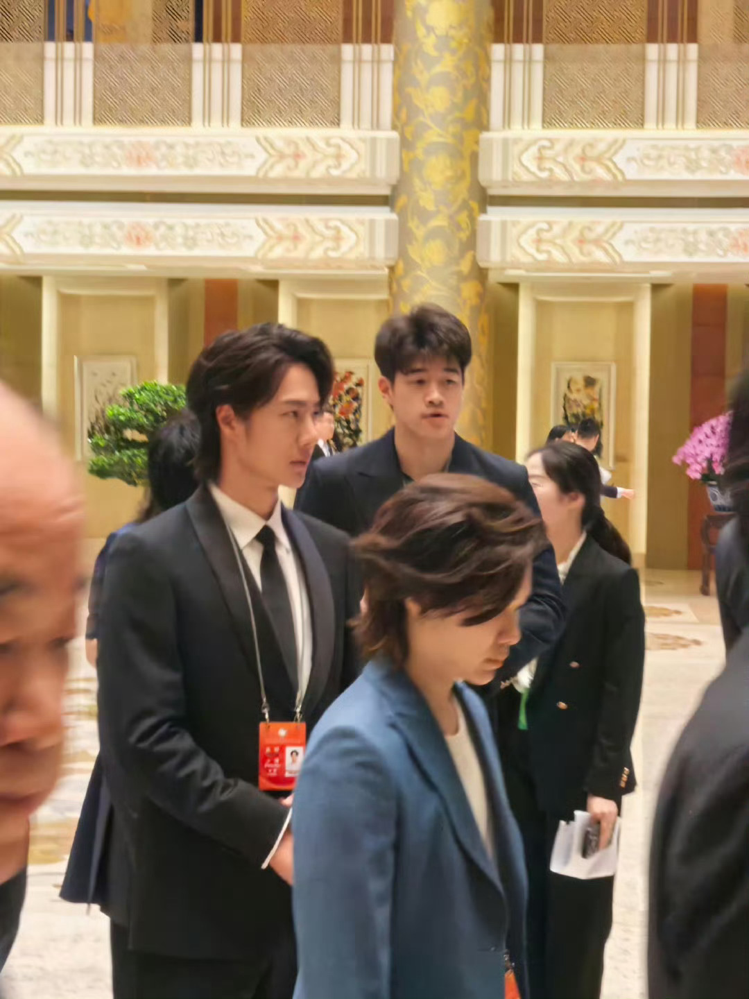 潘展乐王一博破次元同框哈哈两个狮子座绝不内耗的杰出青年代表，主打一个坦率敢说。但