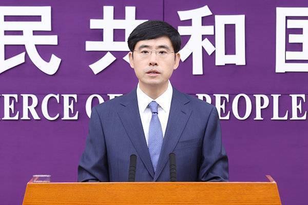 就在刚刚
中国商务部表态

2026年5月21日，中国商务部召开例行新闻发布会，