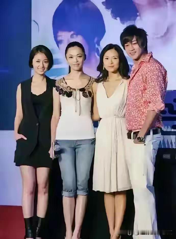 三个女士都非你不嫁，你会选择哪个？谁懂啊，选人哪能十全十美，1号漂亮，没存款，2