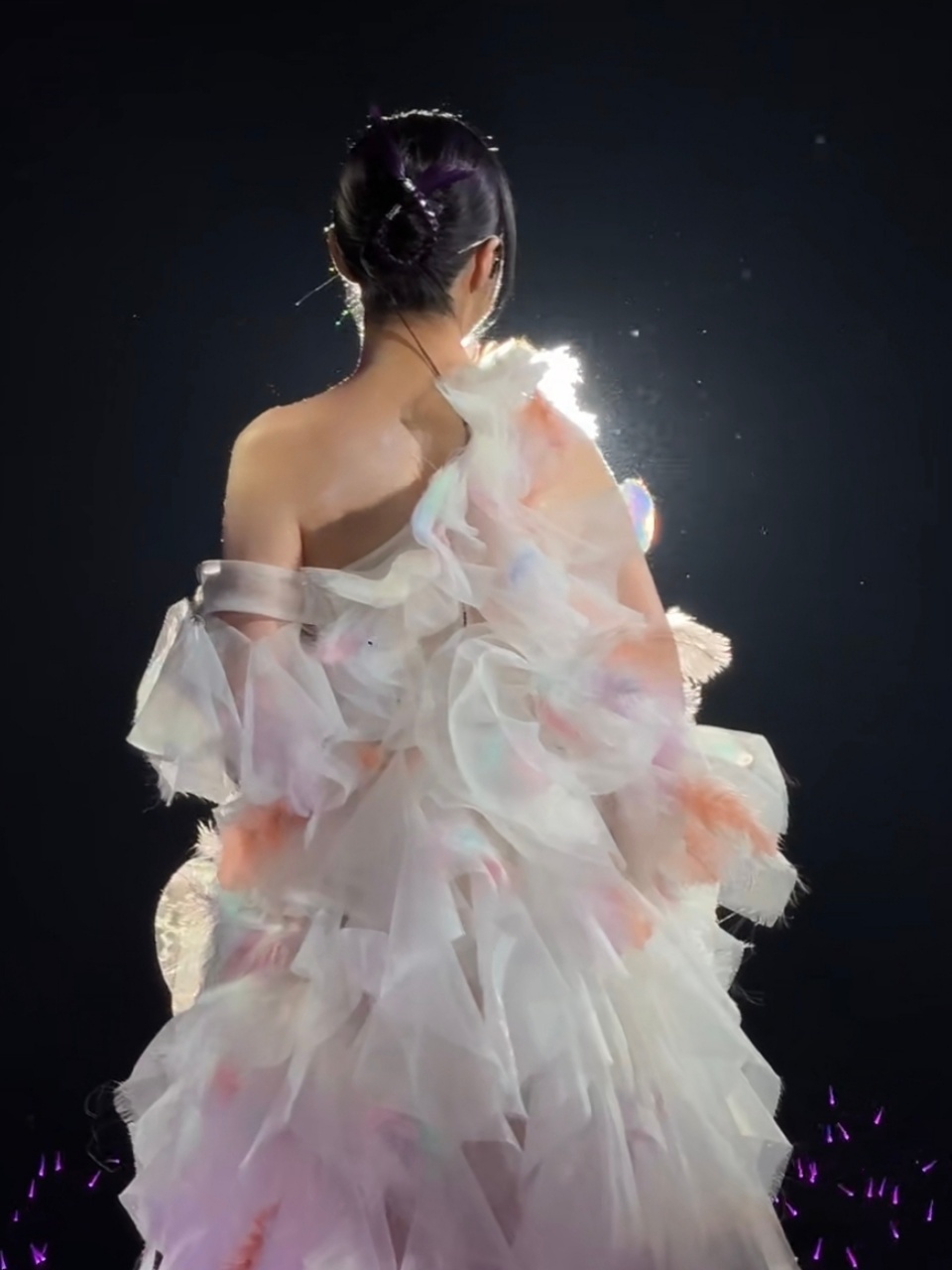 杨千嬅怎么真诚成这样一开麦就是青春，一开口就是故事，这谁顶得住啊 