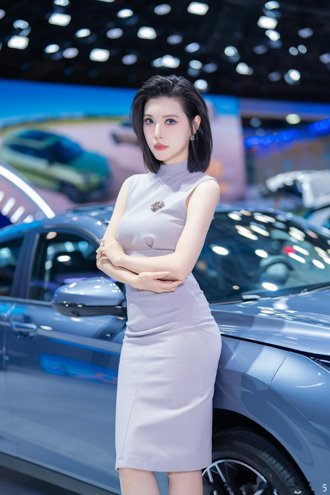 聆听猎人的车展日记猎人在深港澳车展猎人与车展2025   粤   港   澳  