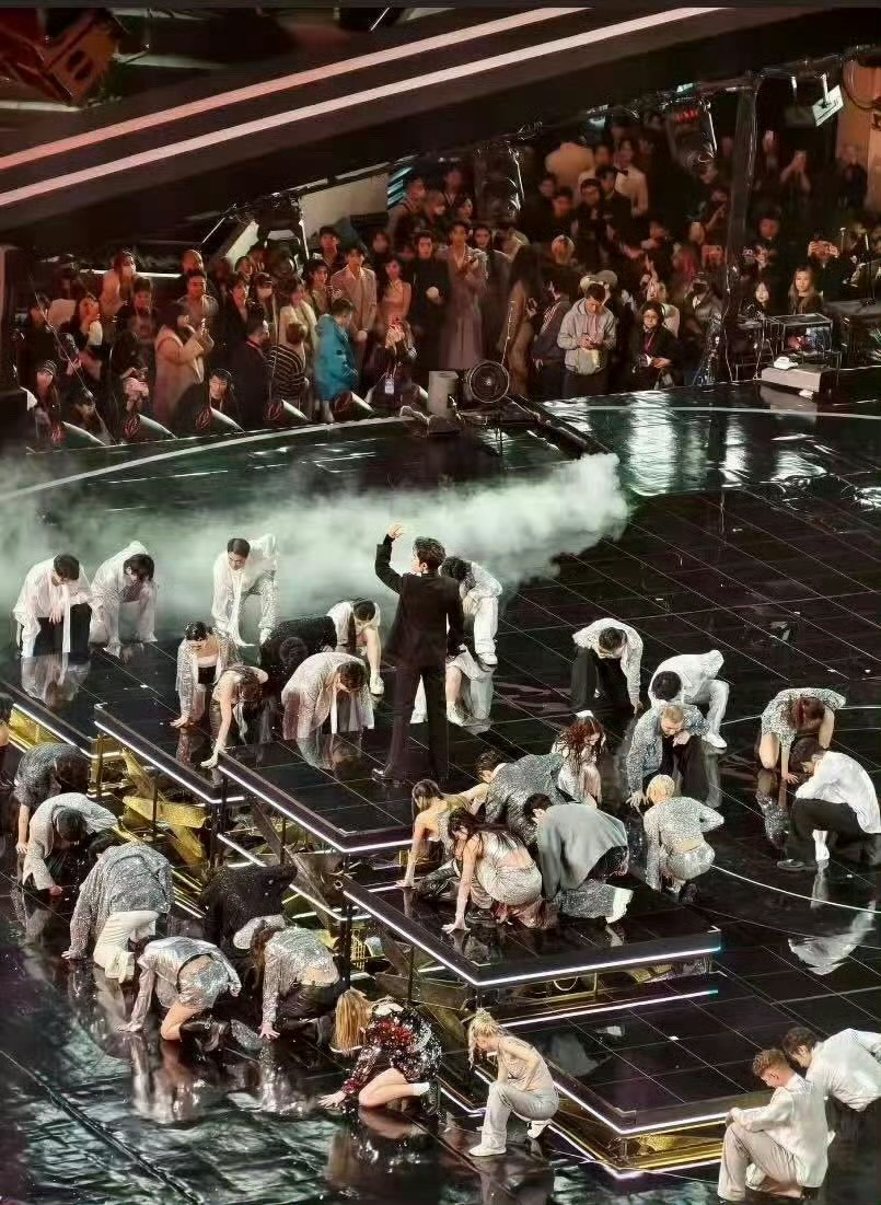 很难不爽的神图。 