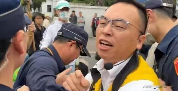 游智彬提告意图使人不当选　李正皓叫嚣：你本来就不会当选

新党台北市议员参选人游