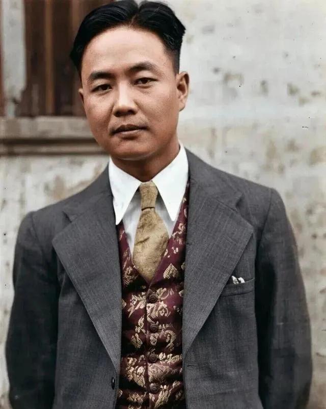 1943年，大汉奸李士群惨死：横行上海4年，最终丧命于一块牛肉饼

民国上海滩，