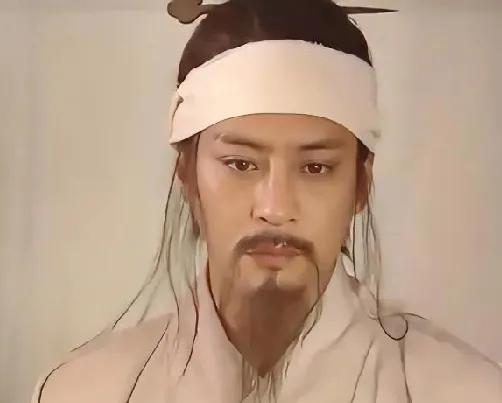 你敢信，屈原这美髯公和郭威都是将恺演的吗？
太平年里，演郭威的将恺，原来年轻时还