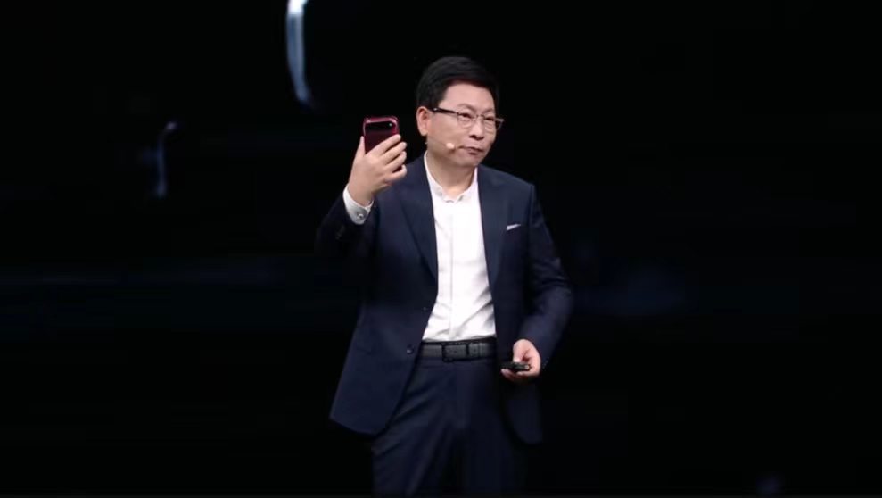 华为阔直板价格5999元起 不要再拿往年售价评判，存储芯片涨价属于行业常态，这款