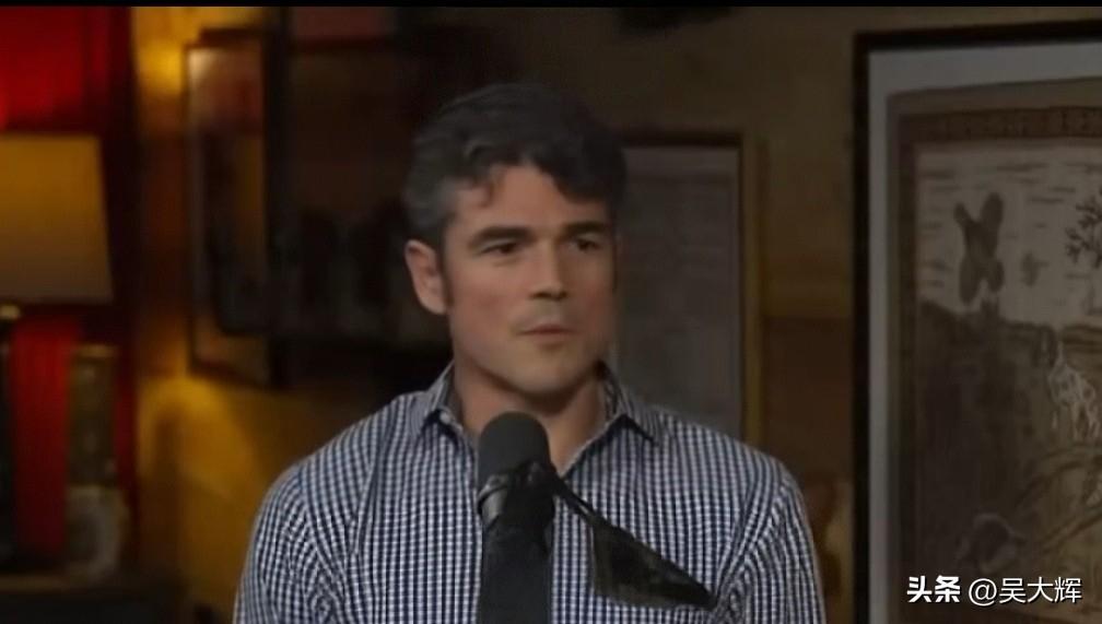 因伊朗战争于昨日辞职的美国前国家反恐中心主任乔·肯特，在接受塔克·卡尔森采访时表