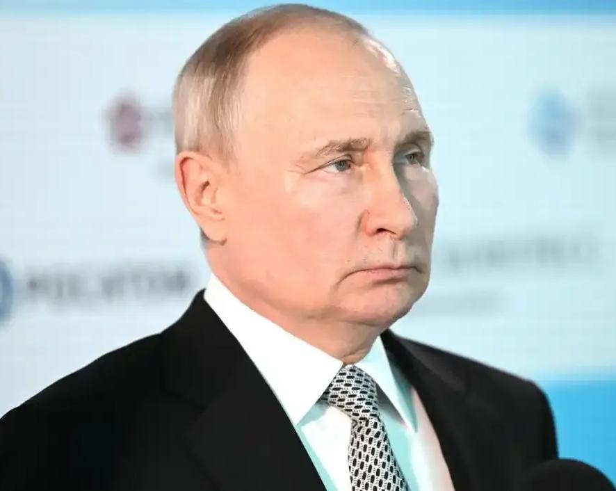 打铁还要自身强！普京就是有着这个硬实力，才能够在俄乌冲突之中占据着上风，虽然现在