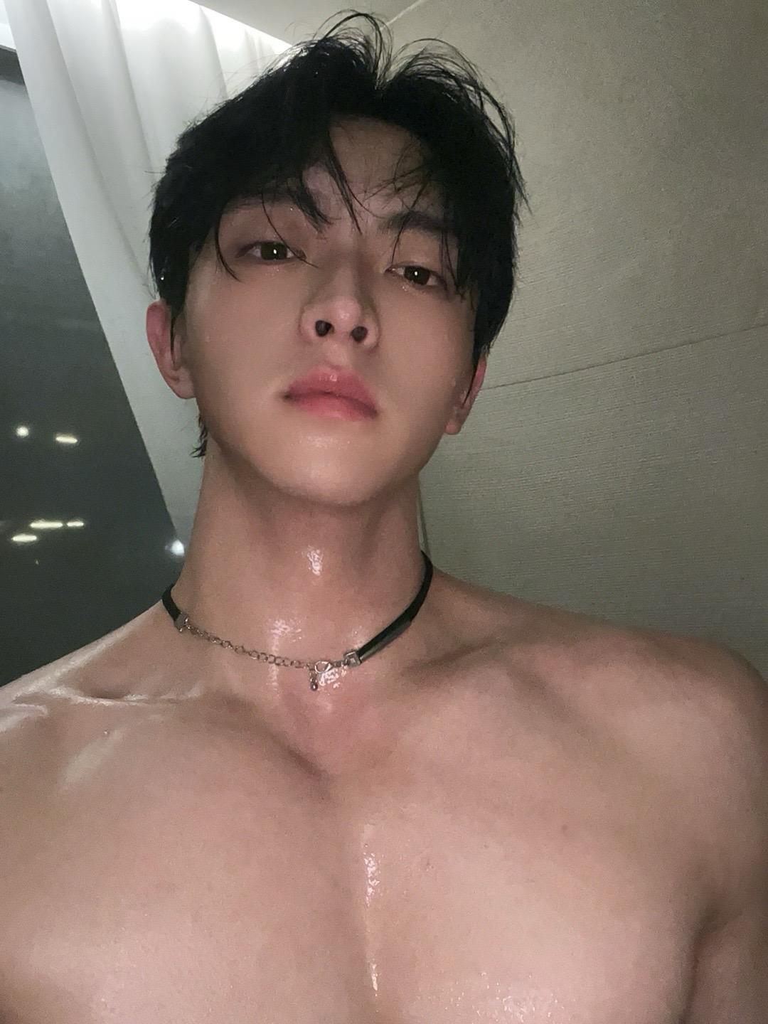 有什么不懂的 尽管吻我