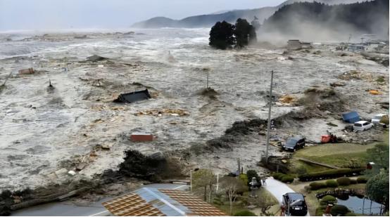南海海槽30年爆发8-9级巨震概率最高达九成，日本1.26亿民众本土根本无法全部