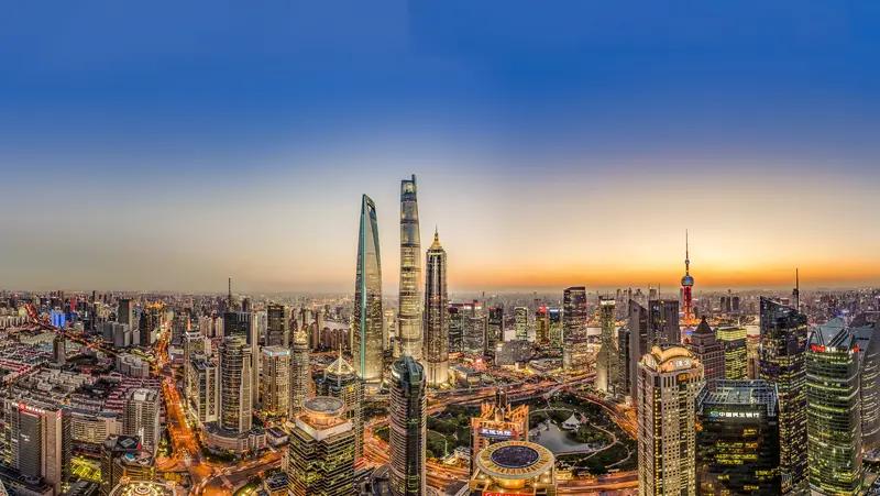 上海电气有望站上12元！
尽管近期大盘持续震荡调整，上海电气也略有跌幅，但并未跌