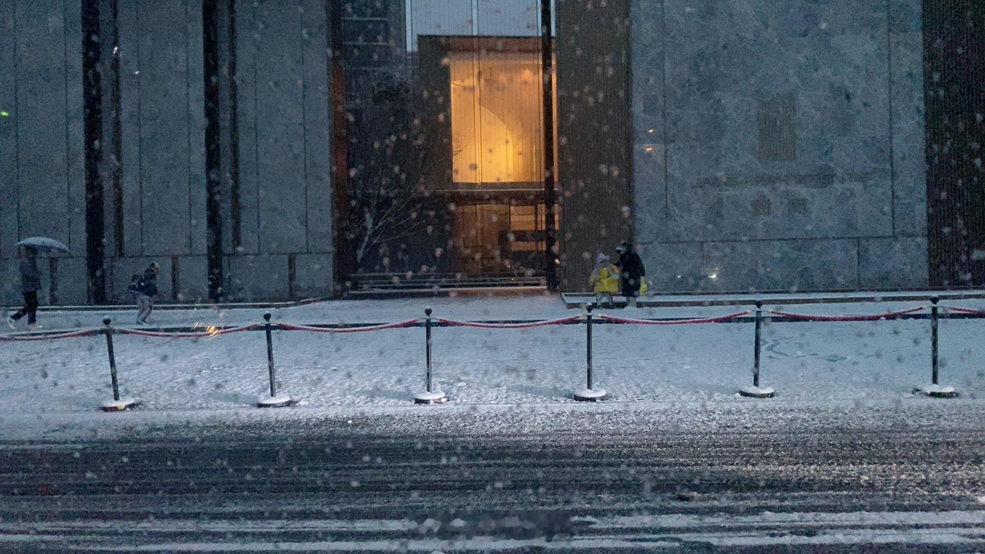 今冬首场雪不小车界亮点 济南