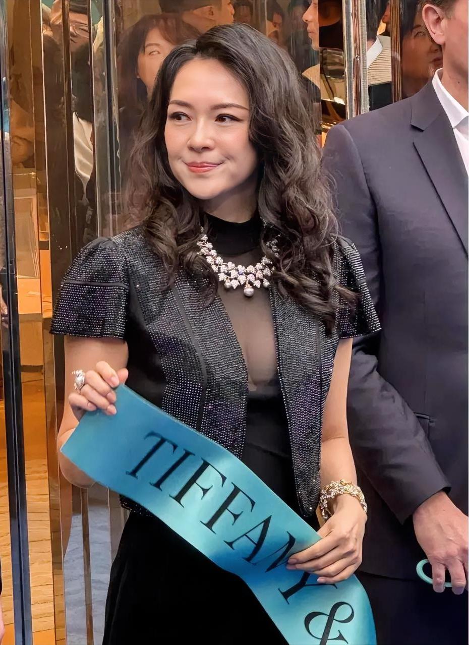 气质从容真是太迷人了