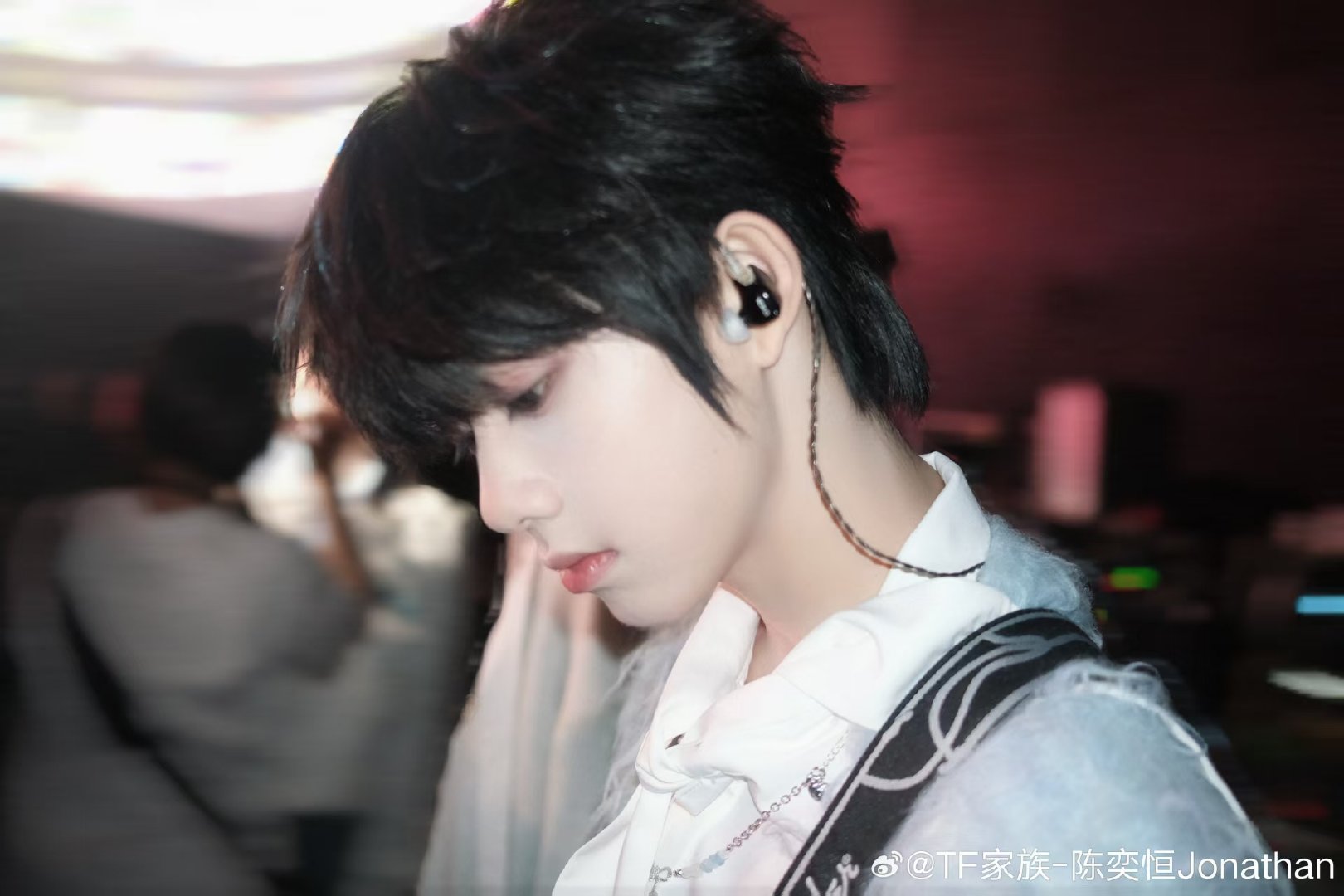 陈奕恒荣耀之战plog陈奕恒后台照 陈奕恒后台照来啦 