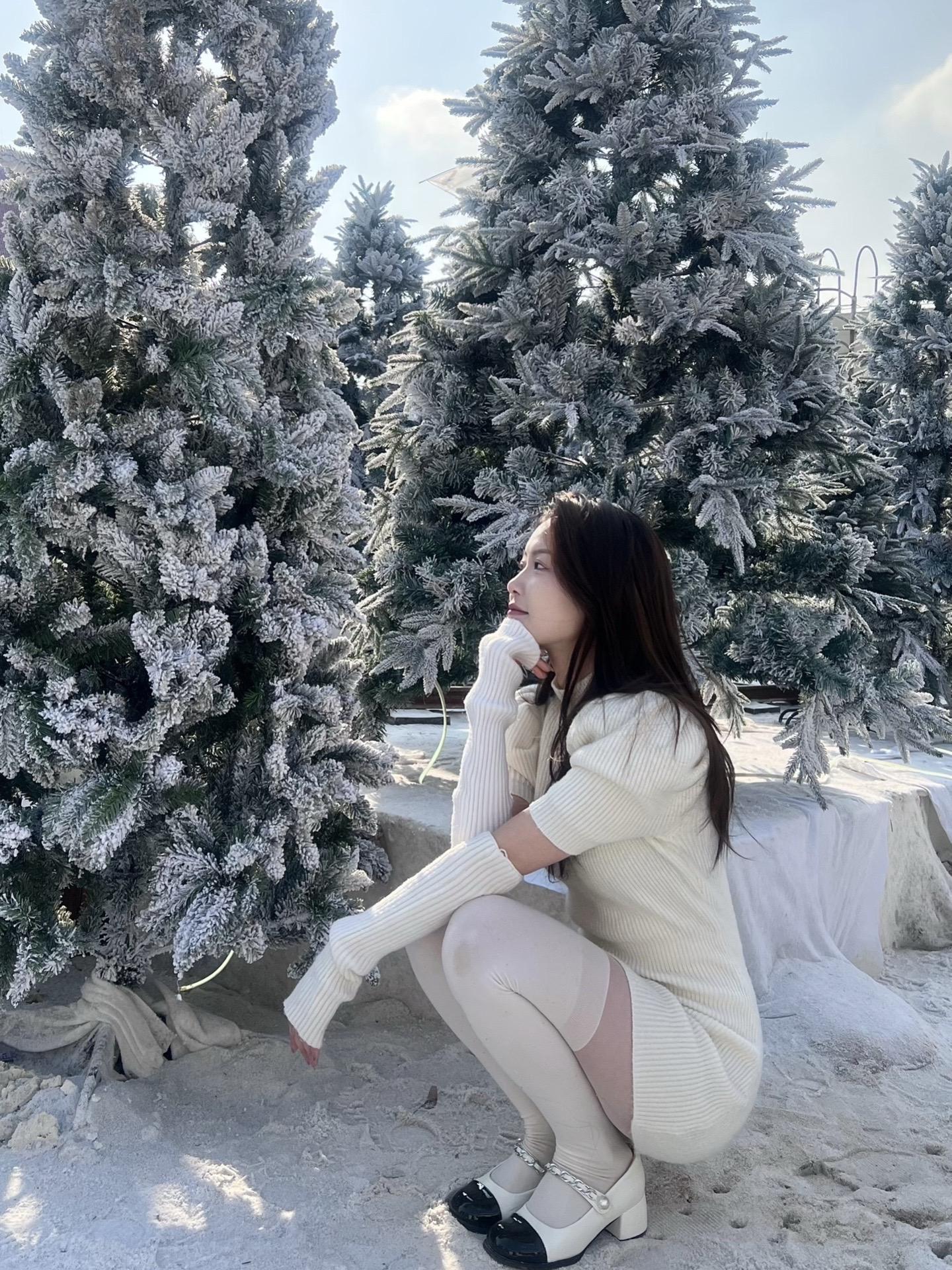 女孩有时候就是莫名其妙 哈哈哈。