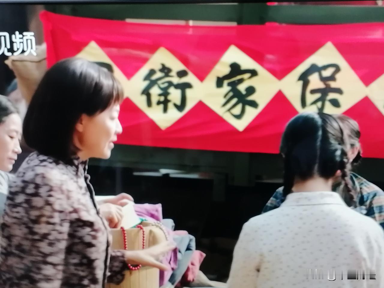 抗美援朝的时候，中国社会以及老百姓踊跃捐款捐物，那种捐款是出自真心的一种爱国精神