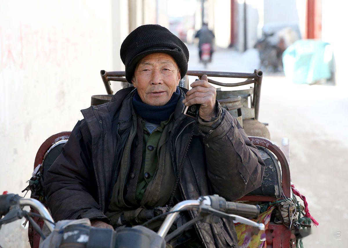 农村大爷大妈注意了！扫码领鸡蛋的陷阱专挑你们下手  



最新数据显示，农村地