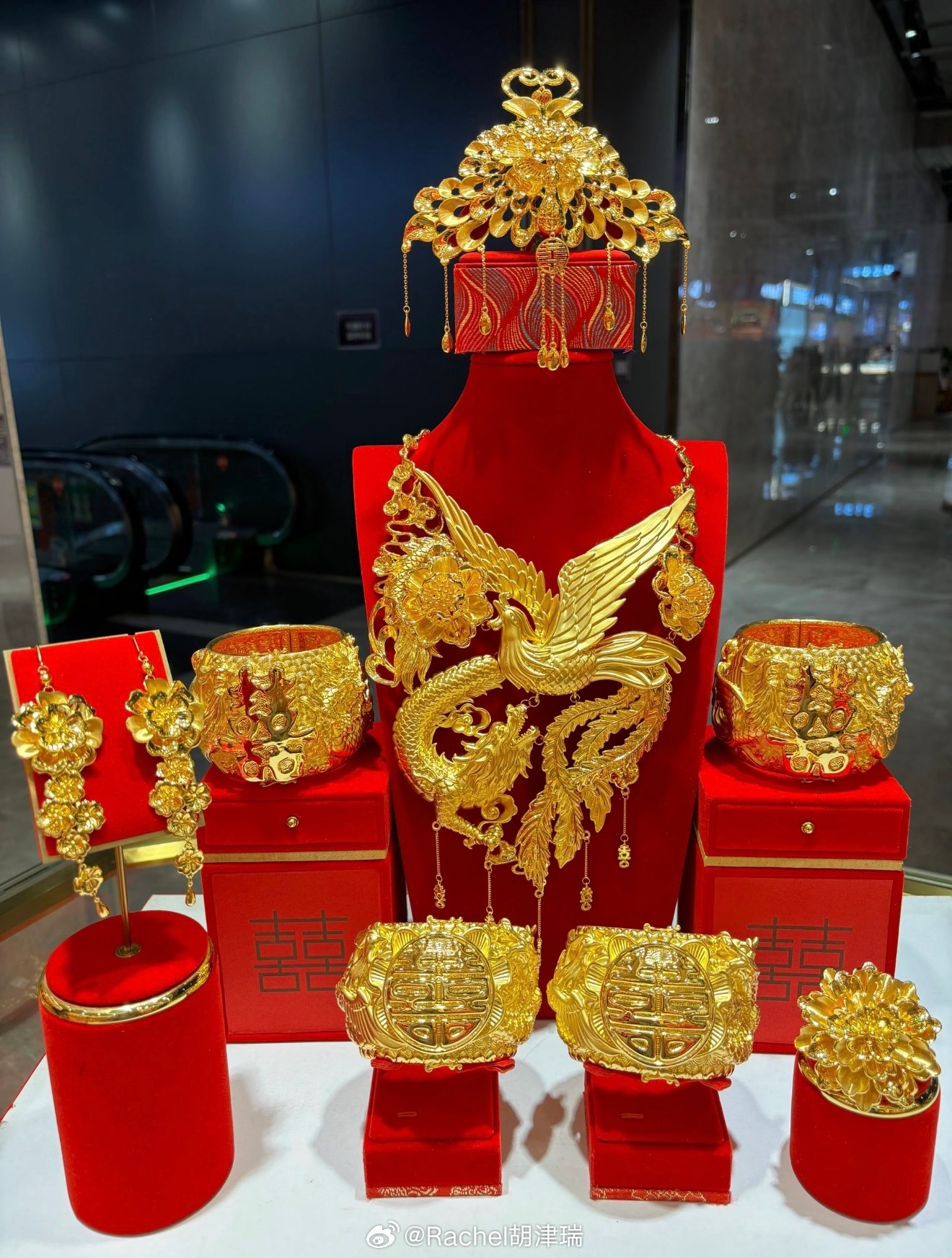 金价收入加仓了 虽然成交价格没低于1100 但1112也行