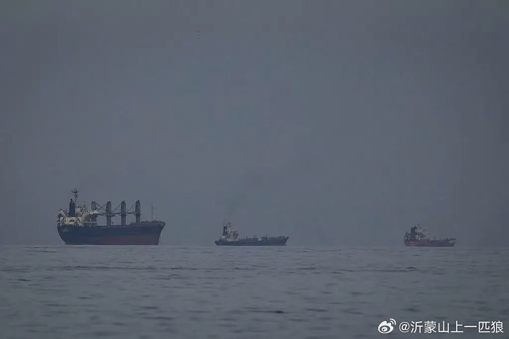 【伊朗新任最高领袖：要向敌人索赔，从他们的财产中拿取，如果连这也做不到，就将他们