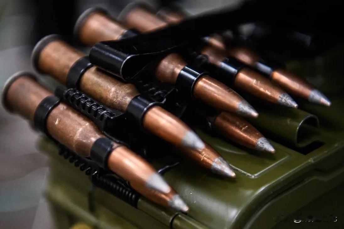 美军承认打不赢伊朗，白宫急了！

·国际榜，据路透社北京时间4月17日消息，华盛