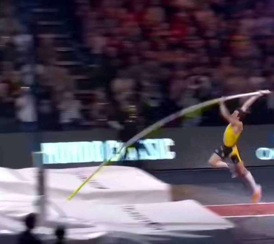 杜普兰蒂斯6米31真的太离谱了，杜普兰蒂斯又把人类极限拉高1厘米，生涯第15次破