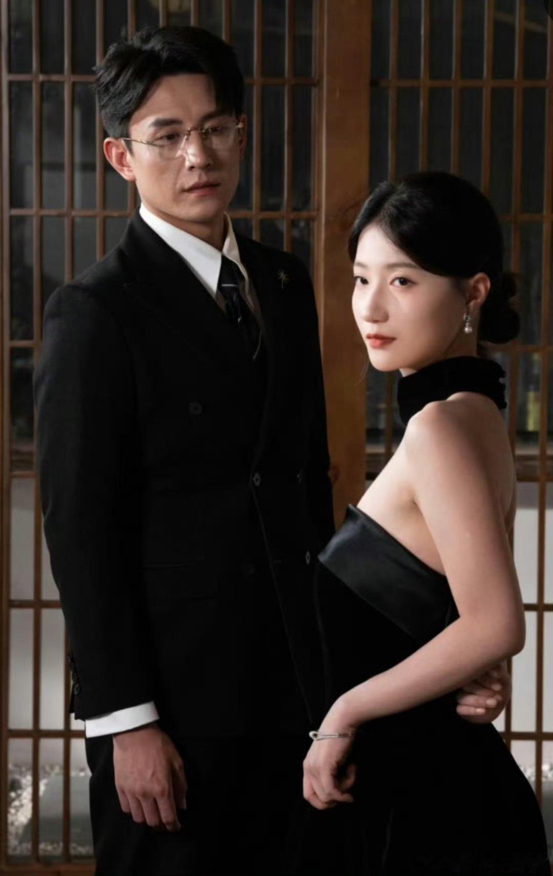 刘萧旭兰岚吻戏reaction 嘴角就没放下来过，看他俩reaction比正片还