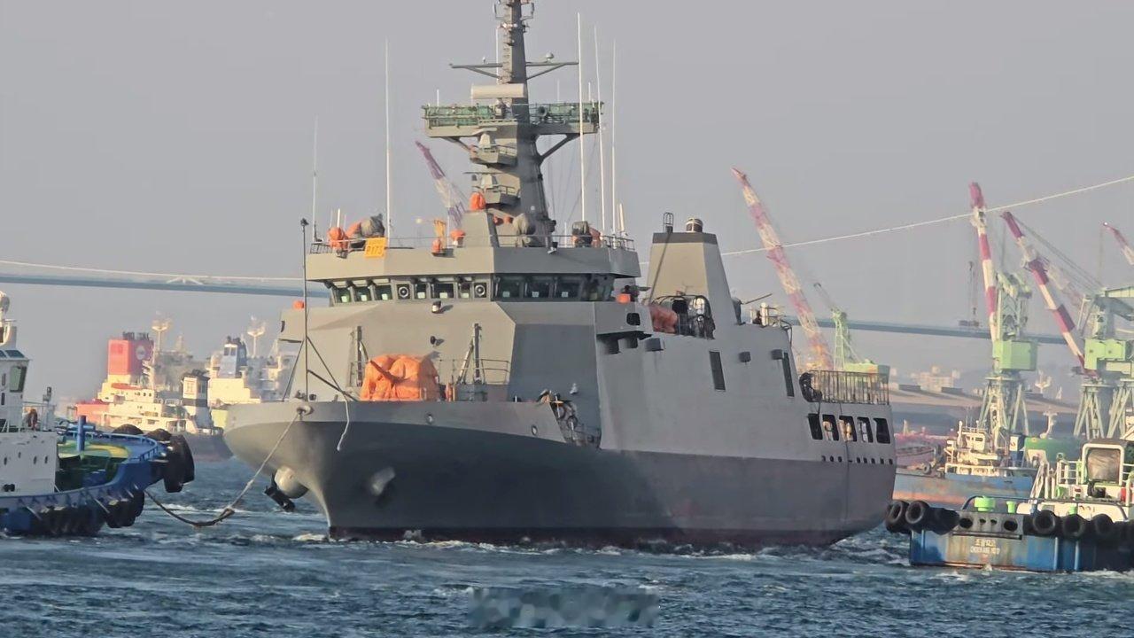 烽火问鼎计划 菲律宾海军第二艘苏莱曼级近海巡逻舰“拉贾·拉坎杜拉”号（BRP R