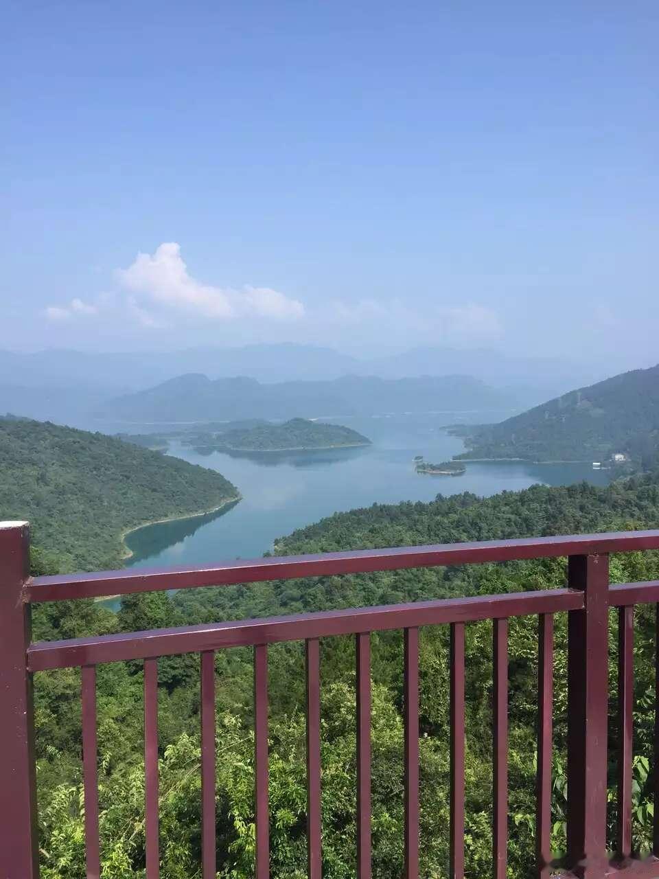 韶关乳源瑶族自治县被誉为世界过山瑶之乡，也是我的家乡，更是一个广东生态旅游的胜地