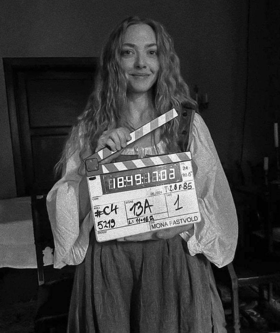 amanda seyfried阿曼达塞弗莱德主演新片《安·李的遗嘱》新幕后照，官