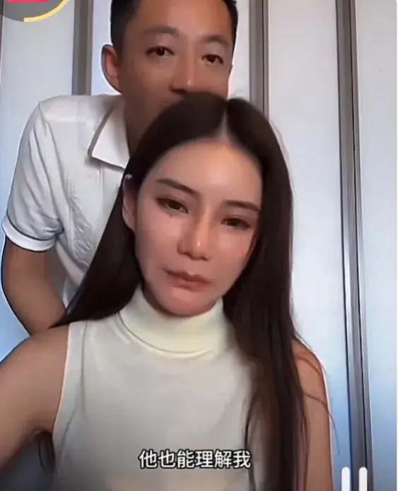 马小梅内涵大S！句句都在点子上。而且还让对方很无奈。小梅说：“我现在特别能理解我