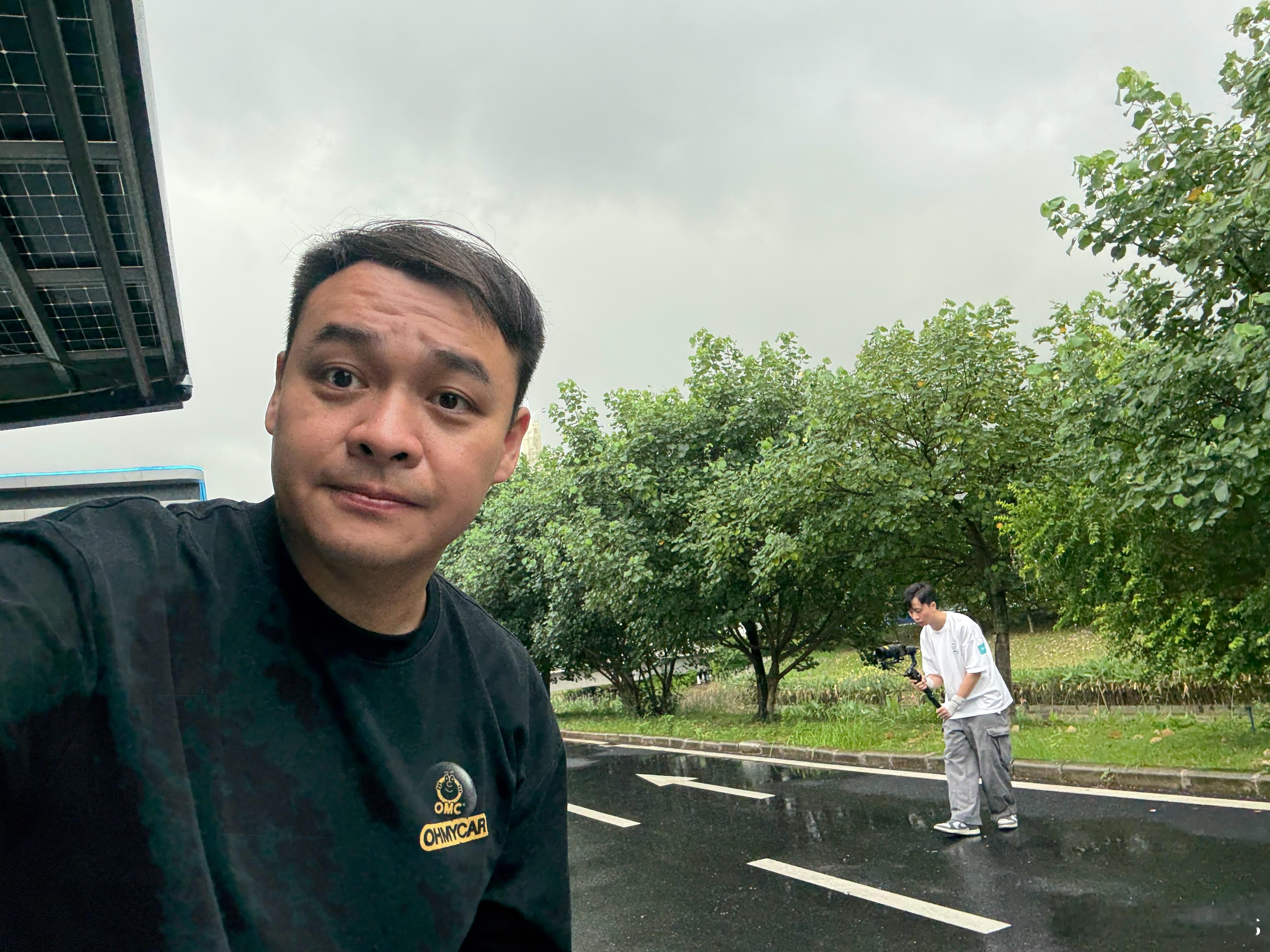 真系差一分钟天就黑晒！拍车先黎落雨，连个天都想叫我收工？ ​​​