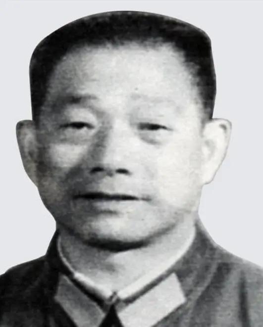 周时源（1914～1974），又名周仕元，安徽省金寨县古碑人，民国18年（192