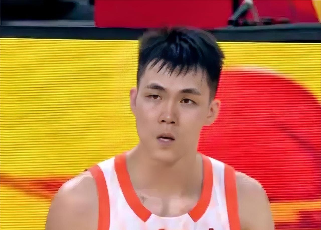 本赛季cba最佳阵容评选结果出炉，庞铮麟和徐昕成为大赢家，郭昊文存在争议，不少球