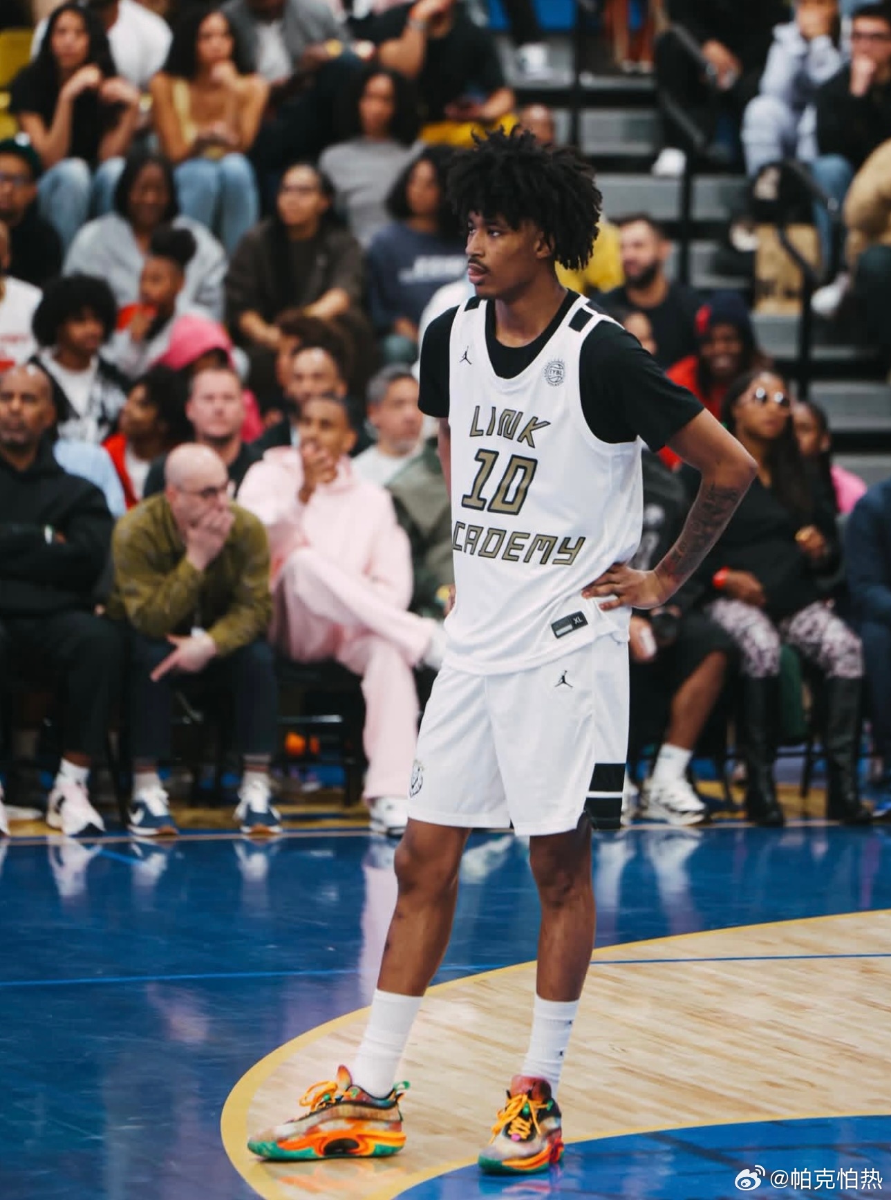 耐克篮球峰会世界队名单，中国球员郇斯楠、承诺俄勒冈的Tajh Ariza入选：?