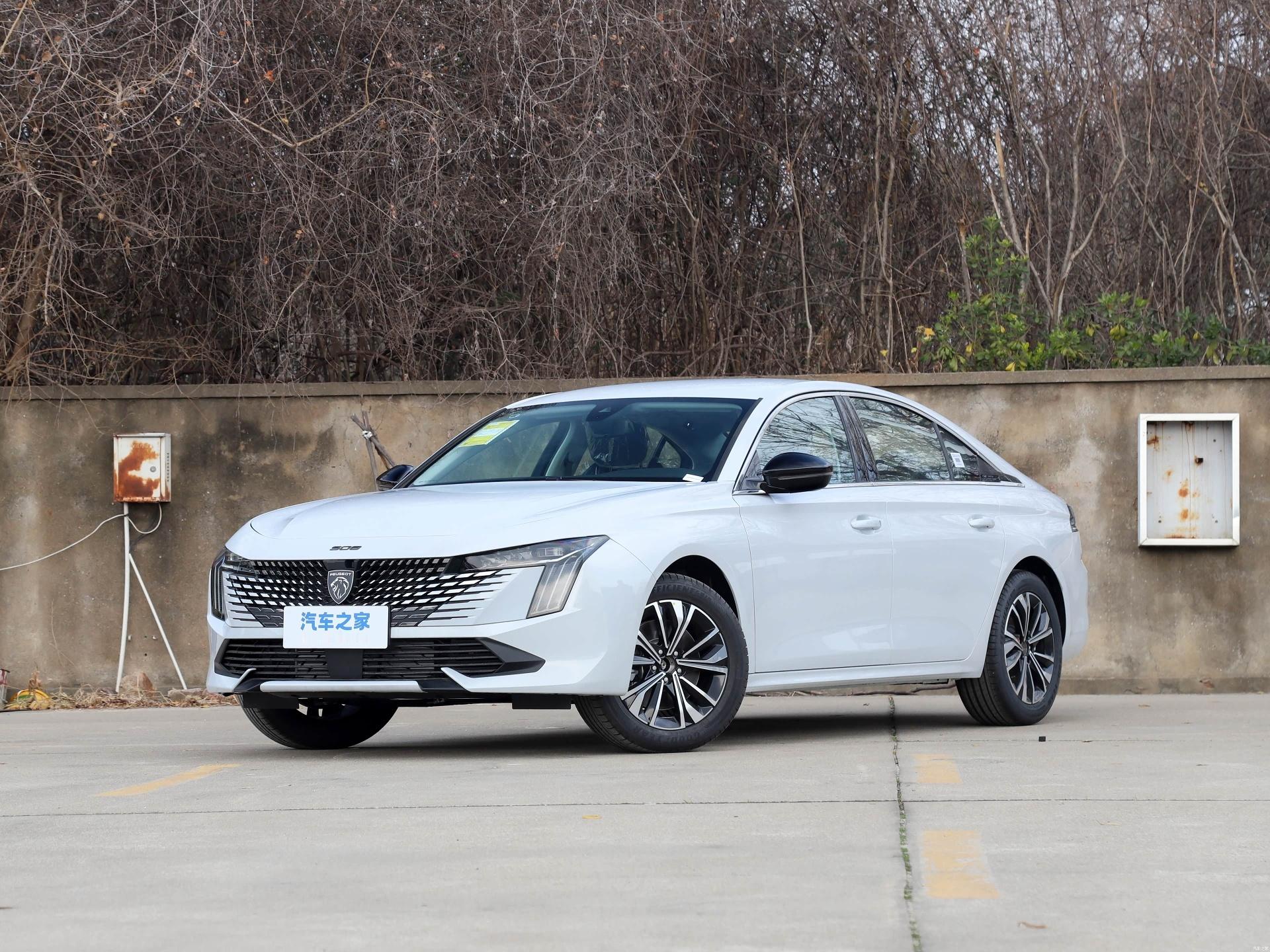 新轩逸和标致508L，果然都是“髮产”，大家设计终于殊途同归