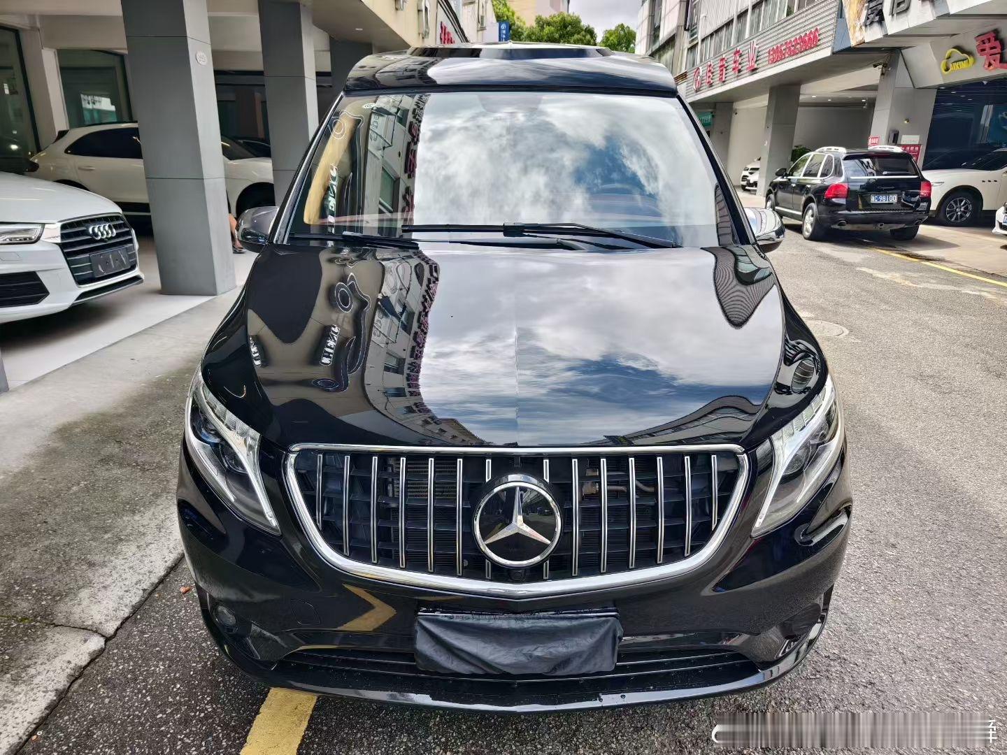 奔驰威霆 商务车2021上牌 一手车，车好价优，配置拉满，高顶大房车，移动办公楼
