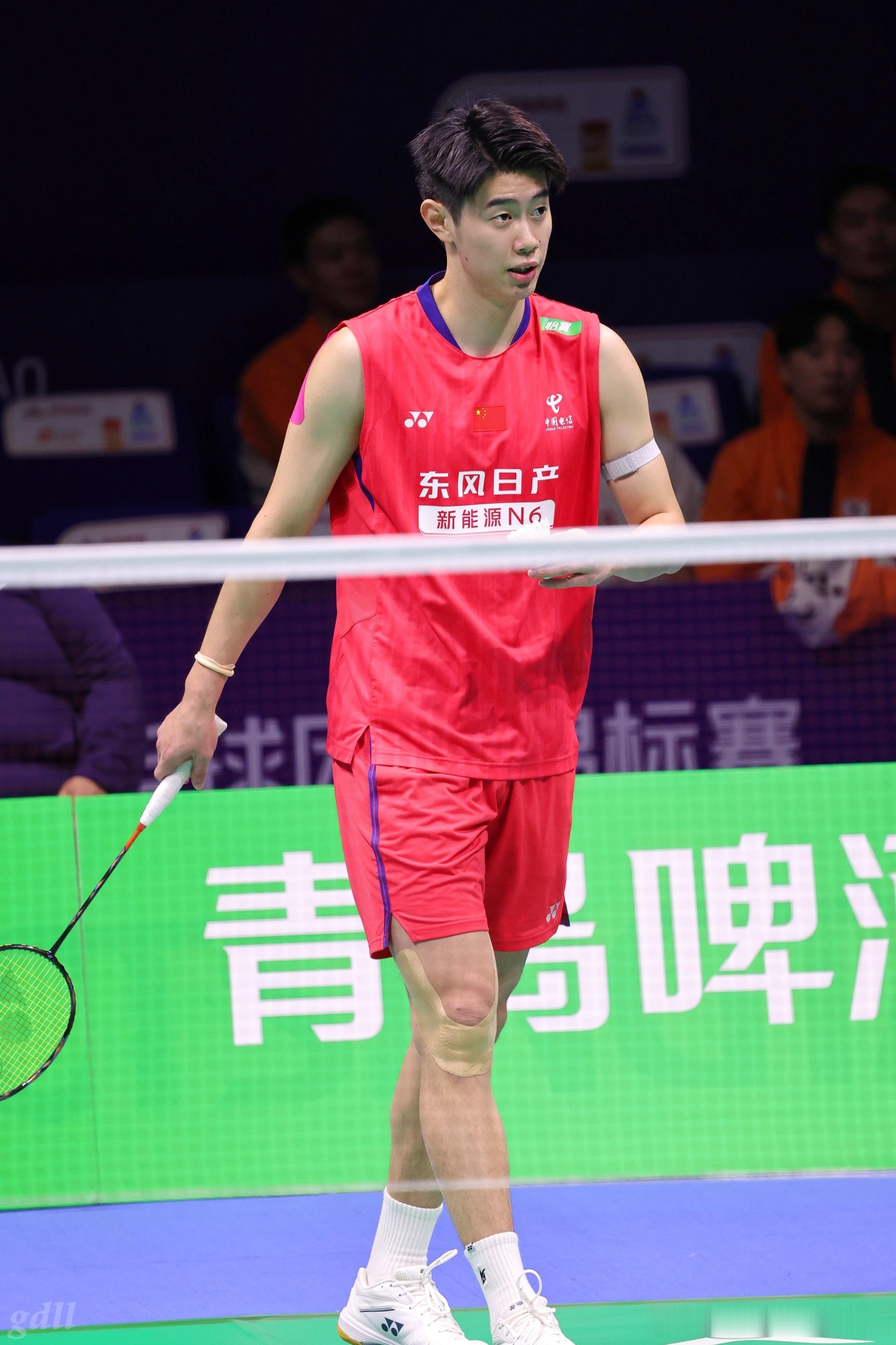 2026亚洲羽毛球团体锦标赛男团半决赛国羽让二追三‼️董天尧21-6 21-19