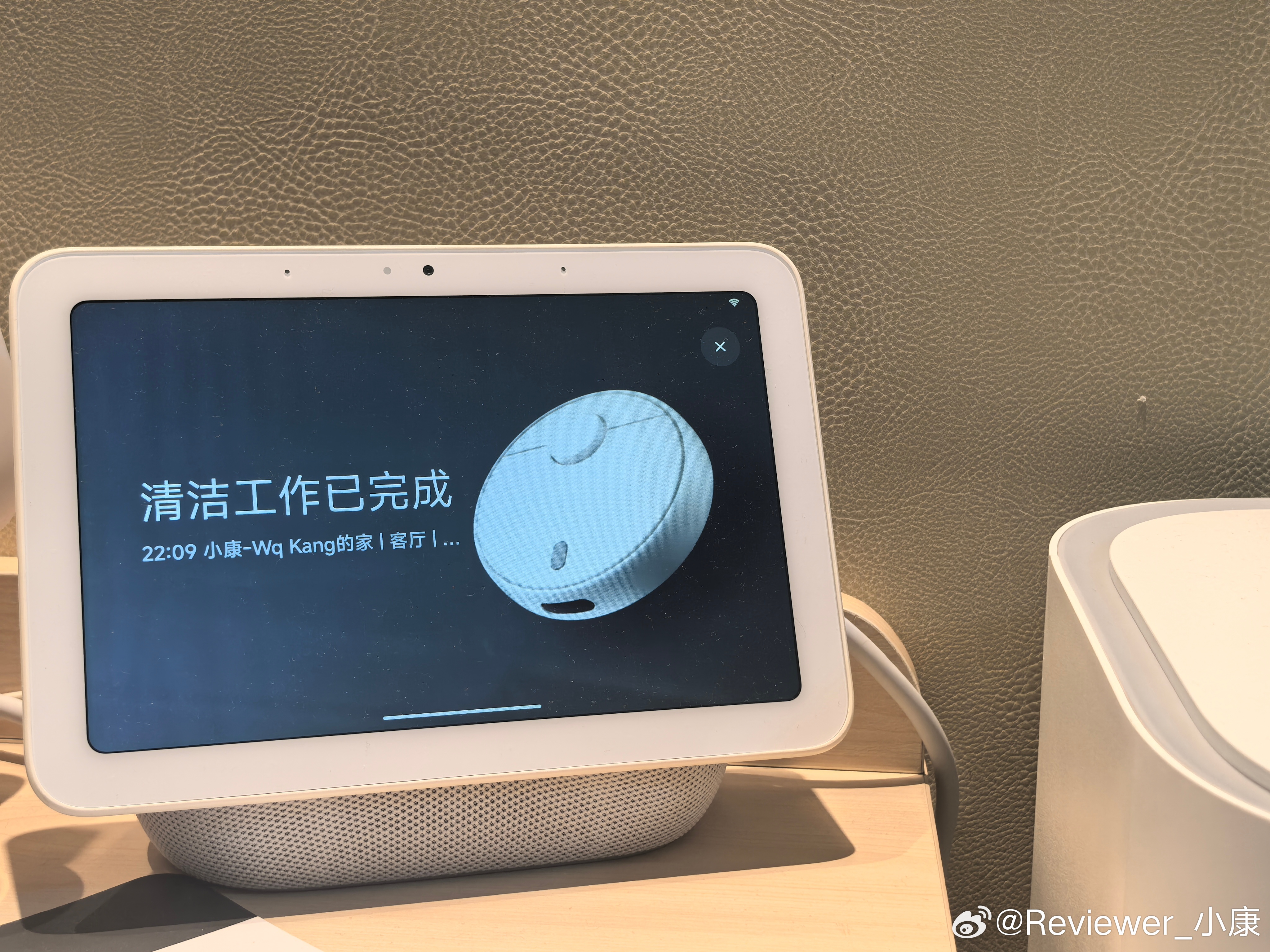 测试了一下，2天就要安排扫地机器人清洁一次，不然家里太脏。 ​​​