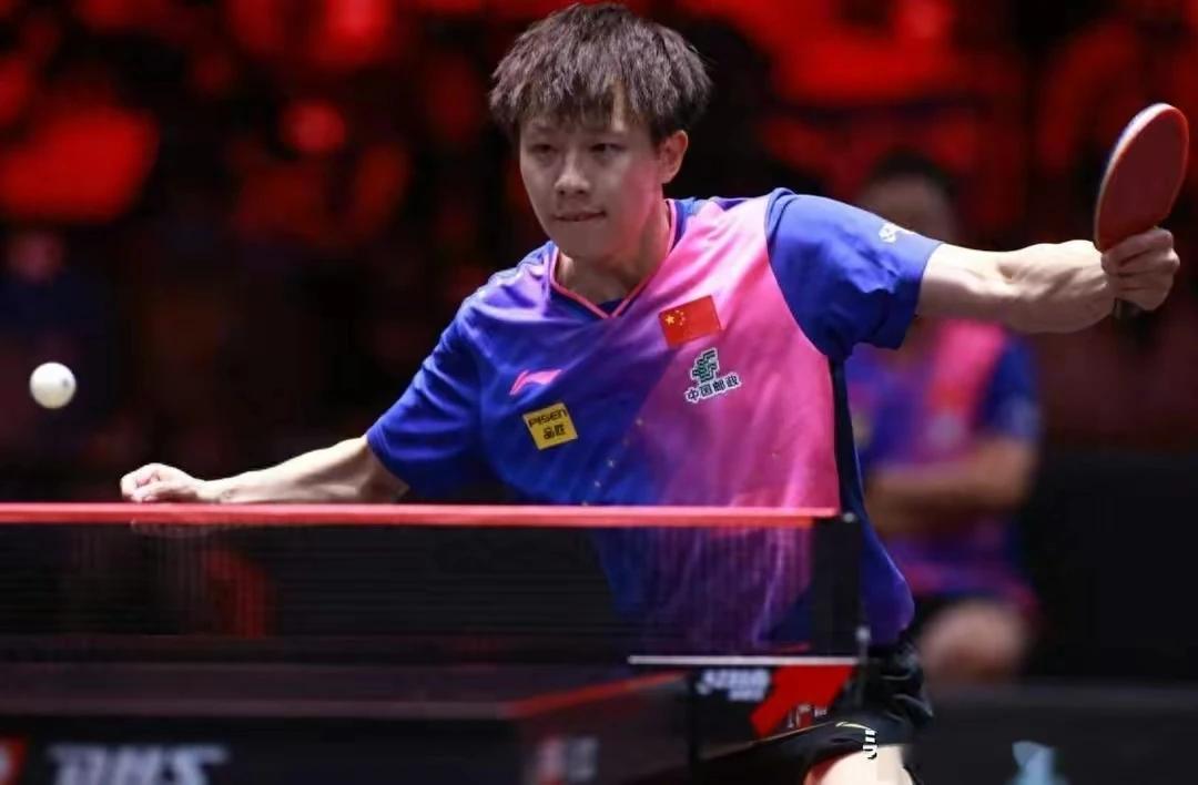 樊振东2：4林高远，无缘世界杯第五冠。
6局比分：7-11，11-6，7-11，