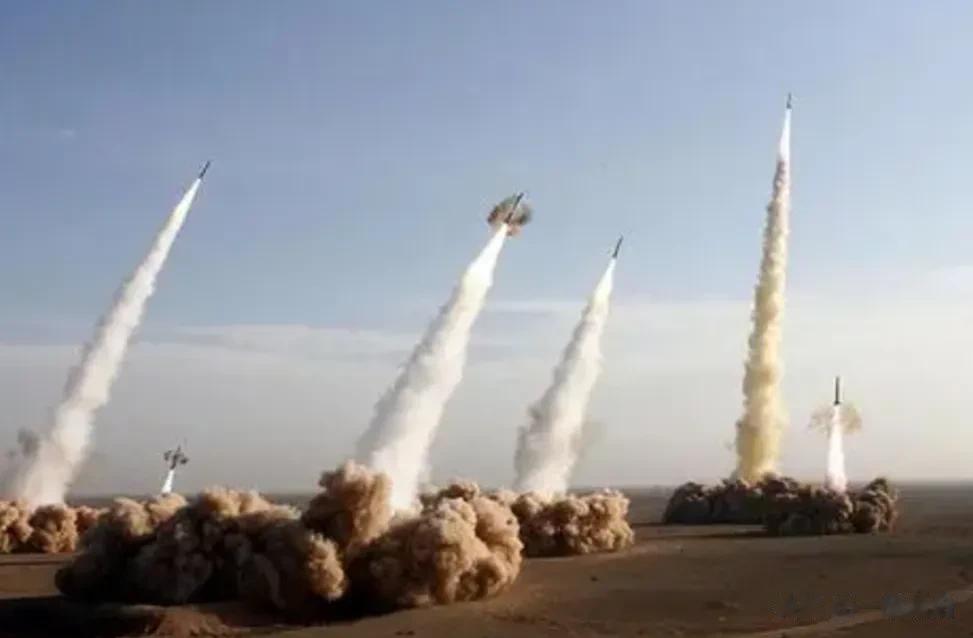 东风17入驻东南沿海，美航母被挡千里之外！

为了应对日益紧张的台海局势，中国解