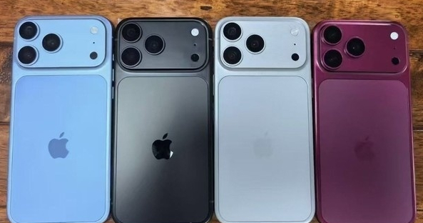 iPhone18ProMax配色基本可以确定就是黑色、银色、浅蓝色、红色。上代的
