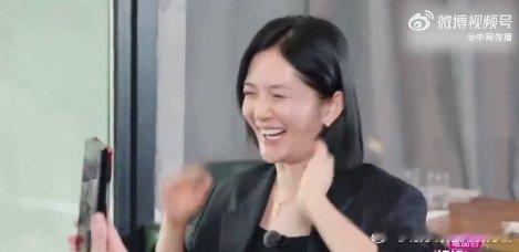谢娜[超话]谢娜何炅在线约饭 姐姐当家《姐姐当家》娜姐何老师互动杀疯了！爆八块腹